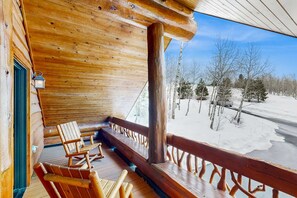 Property grounds - Luxury McCall Log Cabin Hot Tub & Gourmet Kitchen (McCall)