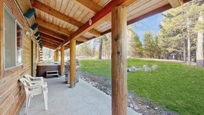 Terrace/patio - McCall Cabin, Hot Tub, Trailer Parking (McCall)