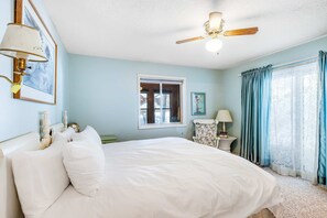 3 bedrooms, iron/ironing board, WiFi, bed sheets - McCall Retreat with Sunroom (McCall)