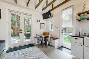 Luokittelematon kuva, 4 kautta 22, painike