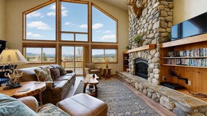 TV, fireplace, DVD player, offices - Luxury McCall Home | Views, Game Room, Deck, Pool (McCall)
