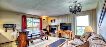 Ski-In Ski-Out Bogus Basin Condo with 2 Decks