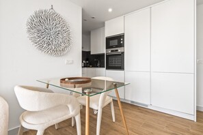 Apartment | Dining - Estepona Garden Apartment for 3 (Casares)