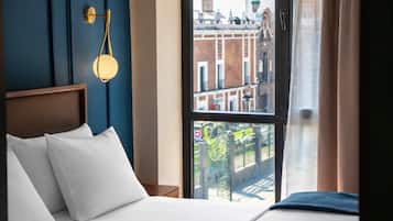 Standard Double Room Single Use, City View | In-room safe, blackout curtains, iron/ironing board, free WiFi