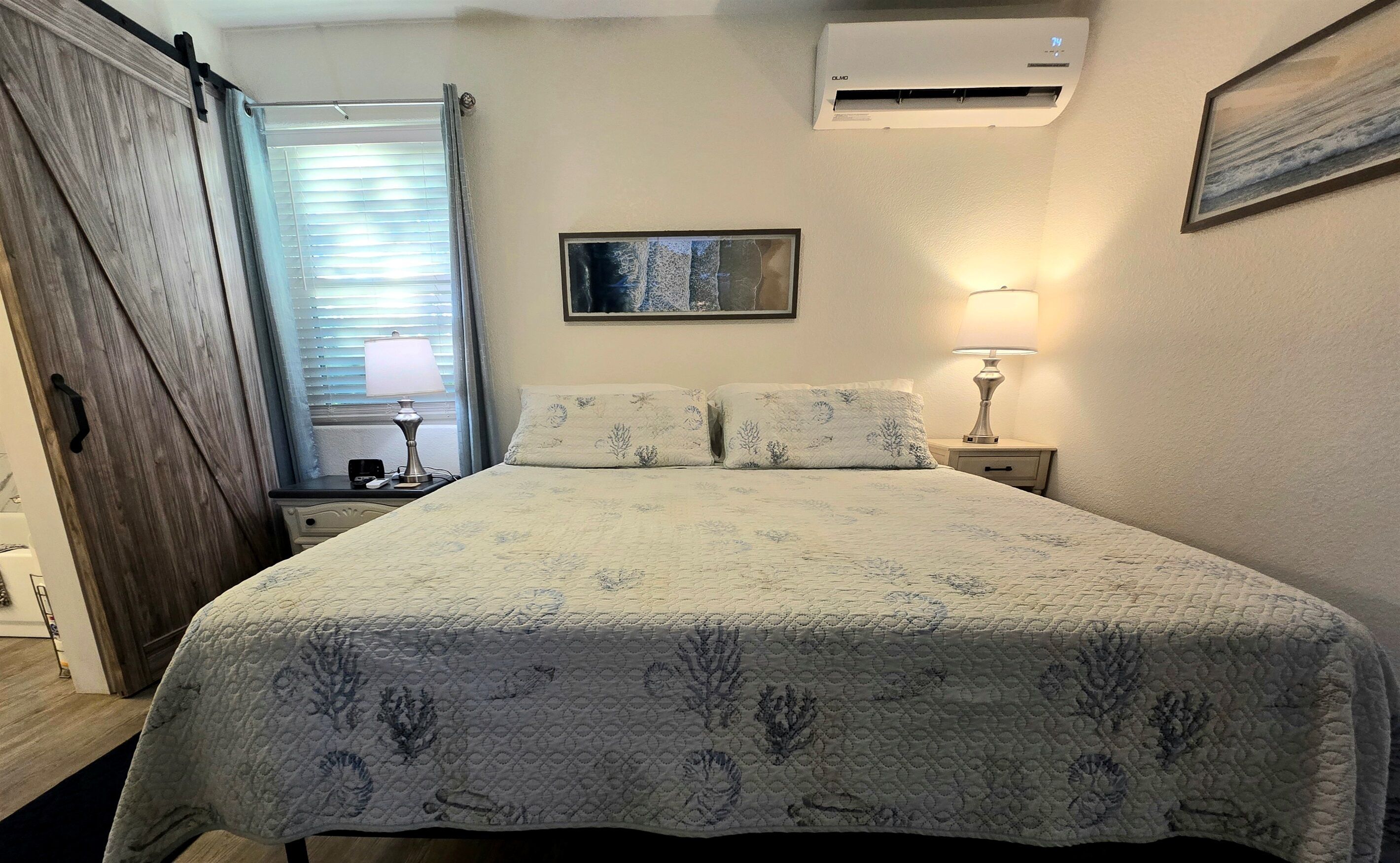 1 bedroom, desk, WiFi (free), bed sheets