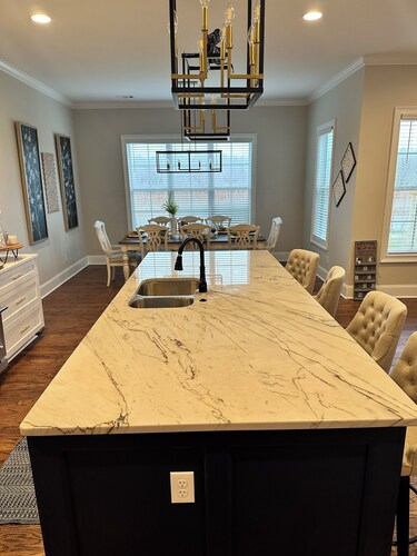 MASTERS RENTAL-3 bedroom  3 bath home perfectly located close to 3 golf courses