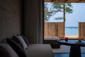 Luxury Double Room, Patio, Sea View | Desk, laptop workspace, blackout curtains, iron/ironing board - Weizhou Island Coral Reef Hotel (Beihai)