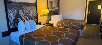 Dodgeville inn and suites