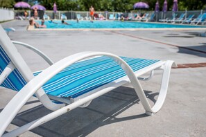 Hồ bơi ngoài trời 