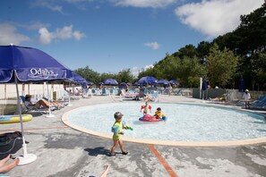 Outdoor pool - Residence Odalys Domaine Iratzia (Saint-Jean-de-Luz)