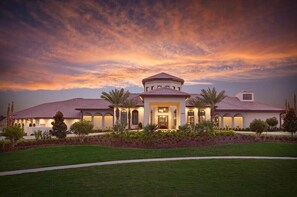 Exterior - FREE Pool/Hot-Tub Heat - Gated Resort Disney Home (Davenport)