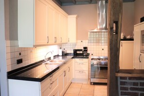 House | Private kitchen