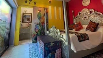 Caja de seguridad en la habitación y wifi gratis