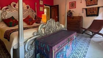 Caja de seguridad en la habitación y wifi gratis