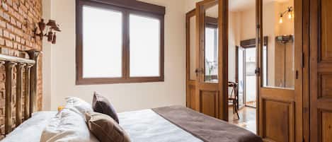 1 室のベッドルーム、アイロン / アイロン台、WiFi (無料)、ベッドシーツ