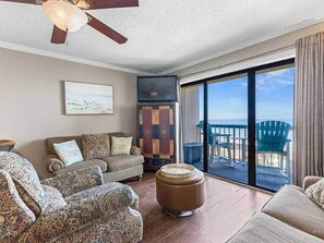 TV - Steps to the Shore - Breathtaking Ocean Views (Myrtle Beach)