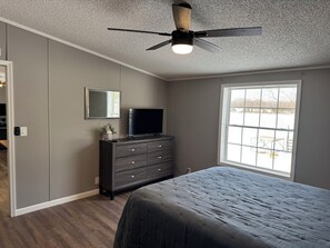 3 Schlafzimmer, kostenloses WLAN, Bettwäsche, Rollstuhlgeeignet