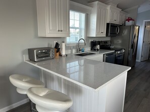 Private kitchen - Cute, comfortable, beach getaway! (Fort Myers Beach)