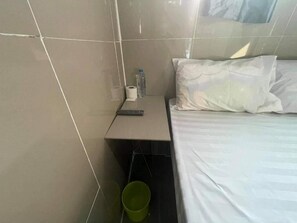 Luokittelematon kuva, 5 kautta 11, painike