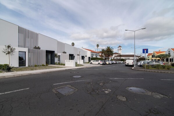 Exterior - UP&DOWN Suites (Ponta Delgada)