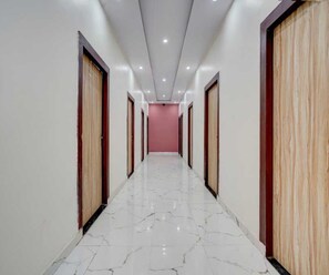 House | Interior - Collection O Banaras Junction (Varanasi)