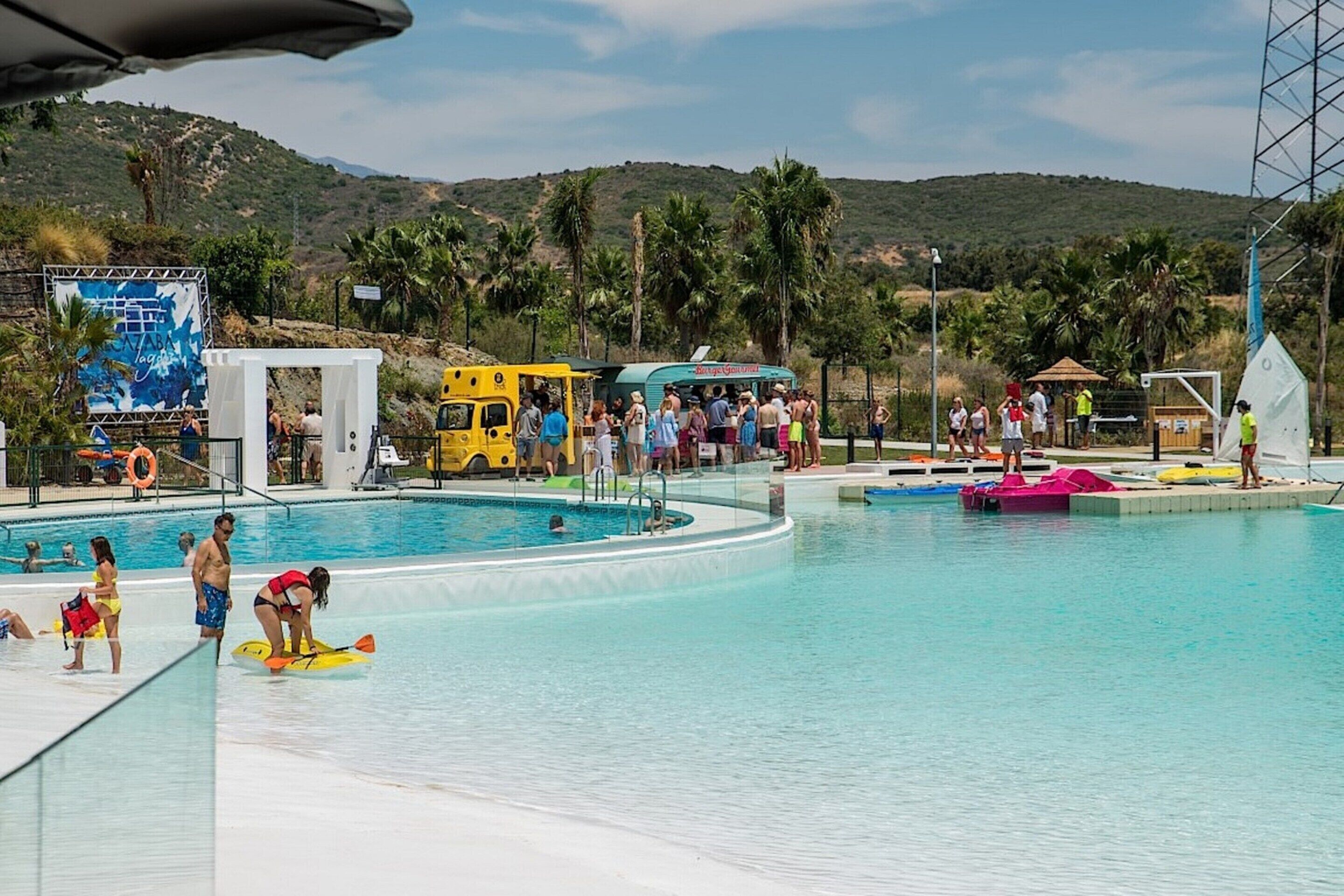 Apartment | Pool | Outdoor pool