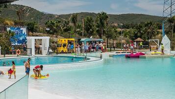 Apartment | Pool | Outdoor pool
