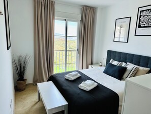 2 bedrooms, iron/ironing board, Internet, bed sheets - Scenic Sea, Mountain & City View Holiday Apartment (Manilva)