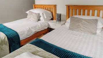 2 bedrooms