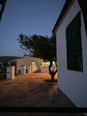 Uklassifisert bilde, 3 av 30, knapp