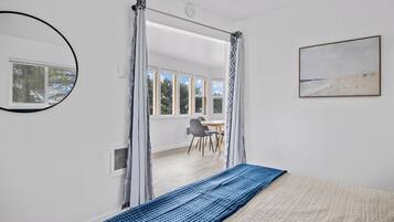 1 bedroom, WiFi, bed sheets