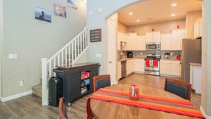 Unclassified image, 4 of 26, button - 
Resort-Style 3BR 2.5 BA Townhouse with Heated Pools, Spas, Gym & Clubhouse. (Mesa)