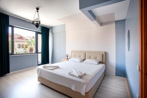 Ảnh chưa phân loại, 5 trong số 70 ảnh, nút