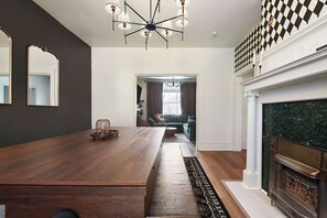 Interior - Regal Bricks -Family Friendly + Full Sized Pool Table + Game Room (Pittsburgh)