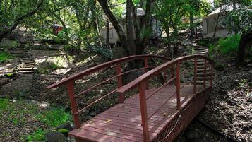 Enceinte de lâhĂ©bergement