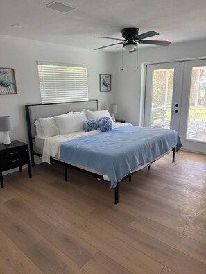 3 bedrooms, Internet, bed sheets - Beautiful Sanibel home (Sanibel)