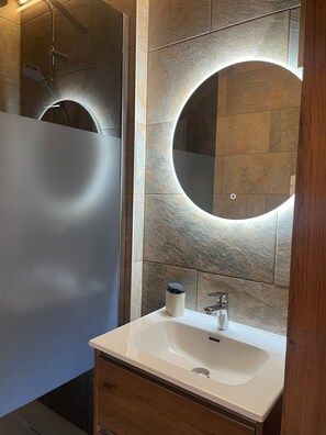 Shower - Mountain apartment 5 minutes from the center of Saint Gervais les Bains (Saint-Gervais-les-Bains)