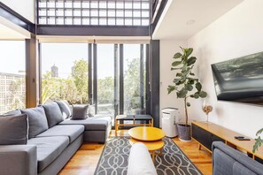 Living area - Cathedral Perfect View Loft (AC in each room) (Heroica Puebla de Zaragoza)