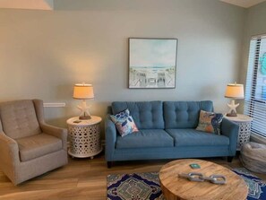 Smart TV - Ocean Mile J3 St George Island Pet Friendly Sleeps 4 W/BEACH GEAR CREDIT! (Eastpoint)