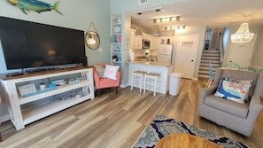 Smart TV - Ocean Mile J3 St George Island Pet Friendly Sleeps 4 W/BEACH GEAR CREDIT! (Eastpoint)