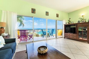 Living area - 3-Bedroom condo in beautiful gated community of Dawn Beach Estates (Upper Prince’s Quarter)