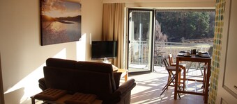 Landhaus am See - Apartment Klingetal, located directly on Lake Edersee