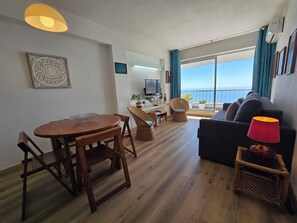 Living area - Casa Carmem by Sesimbra Sun Sea (Sesimbra)
