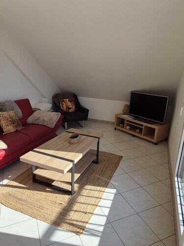 Appartement lumineux situé dans une maison