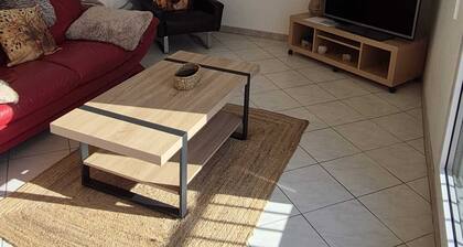 Appartement lumineux situé dans une maison