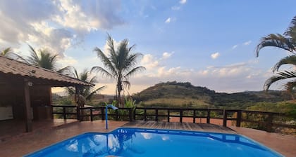 Sítio Encanto Brumadinho - Lodging near INHOTIM, ideal for families.