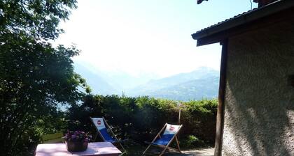 Chalet with exceptional view of Mont Blanc!