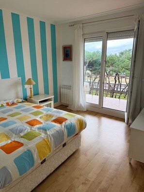 2 Schlafzimmer, Bügeleisen/Bügelbrett, WLAN, Bettwäsche