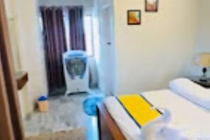 Deluxe Double Room, Mountain View - Hills View Hotel Abbottabad (Abbottabad)