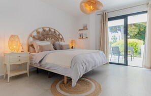 Villa - Elegant Villa With sea Views & Pool Marbella (Marbella)